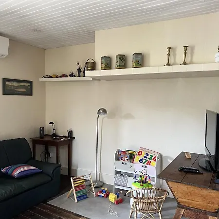 Domaine Les Pierres 펜션 *