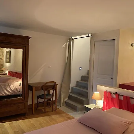 Domaine Les Pierres * Lacapelle-Segalar