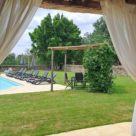 Domaine Les Pierres * Lacapelle-Segalar
