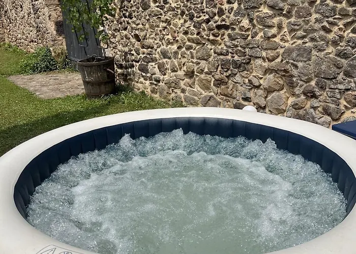 Domaine Les Pierres Lacapelle-Segalar