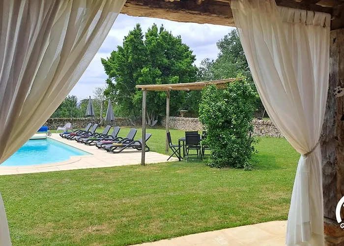 Domaine Les Pierres * Lacapelle-Segalar