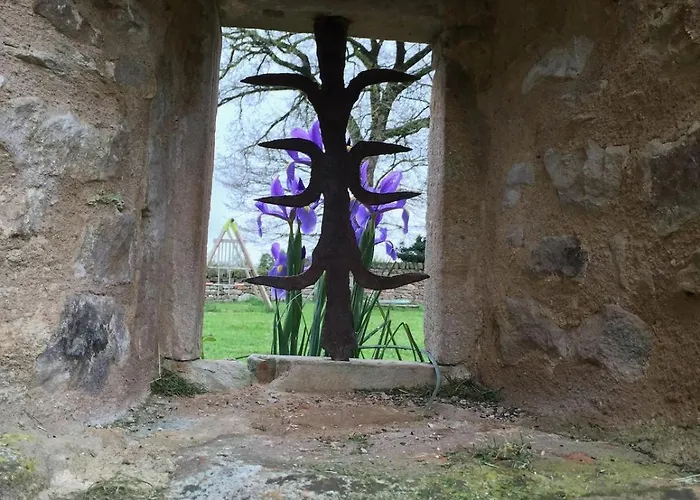 Domaine Les Pierres * Lacapelle-Segalar